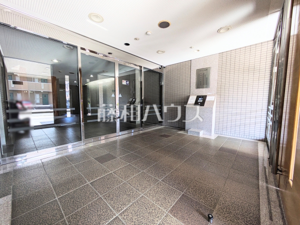 エントランス　【マルベリー小牧山南】