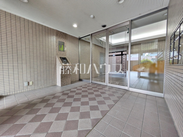 エントランス　【 ラビデンス守山町南】