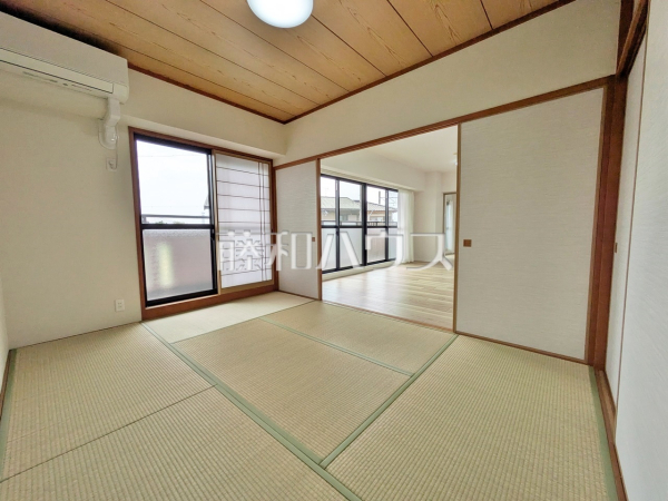 居室　【 ラビデンス守山町南】