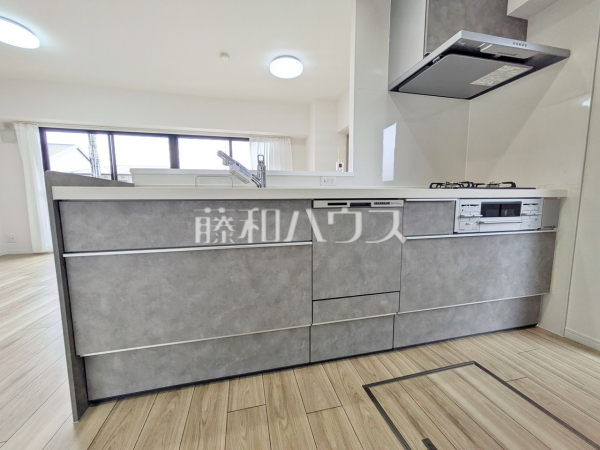 キッチン　【 ラビデンス守山町南】