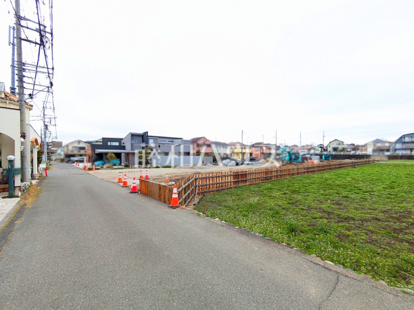 接道状況および現場風景　【昭島市中神町２丁目】