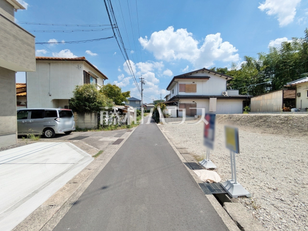 接道状況および現場風景　【名古屋市守山区大字中志段味字西原】