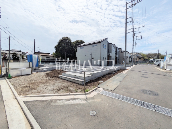 接道状況および現場風景　【東大和市芋窪４丁目】