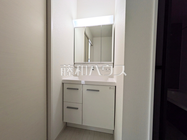 1号棟　洗面室　【福岡市城南区堤１丁目】