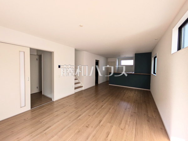 2号棟　リビング　【福岡市城南区堤１丁目】