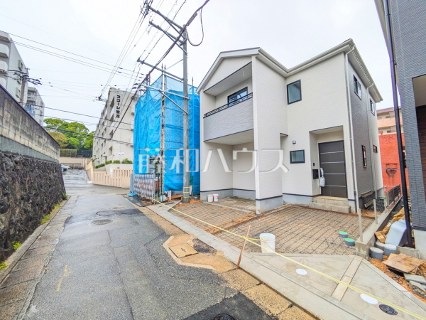 接道状況および現場風景　【福岡市中央区笹丘１丁目】