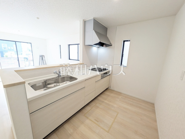 2号棟　キッチン　【志木市本町２丁目】