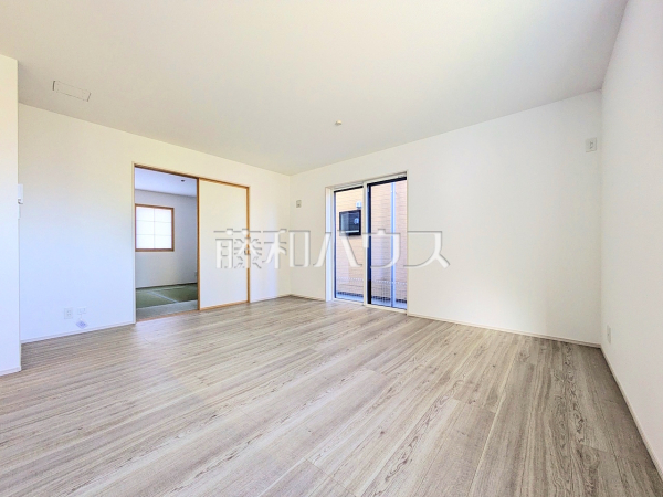 1号棟　リビング　【富士見市羽沢１丁目】