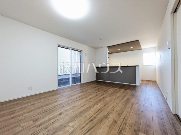 2号棟　リビング　【富士見市羽沢１丁目】