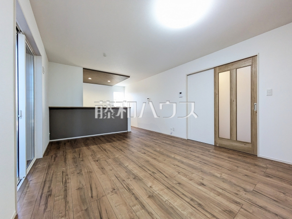 2号棟　リビング　【富士見市羽沢１丁目】