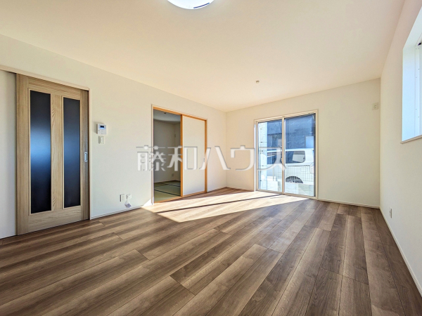 3号棟　リビング　【富士見市羽沢１丁目】