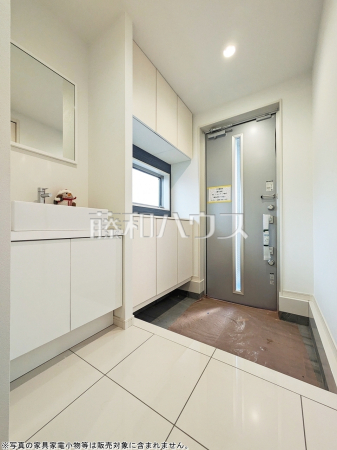 玄関ホール　【中野区南台２丁目】