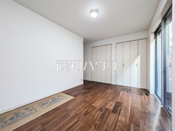 居室　【中野区南台２丁目】