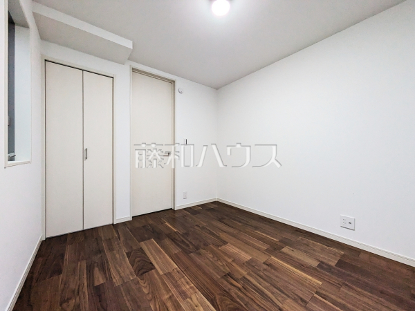 居室　【中野区南台２丁目】