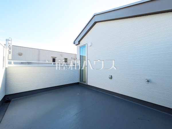 バルコニー　【中野区南台２丁目】