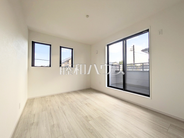 居室　【小平市上水新町２丁目】