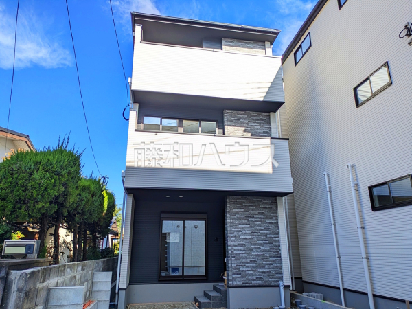 1号棟　外観　【福岡市西区小戸３丁目】