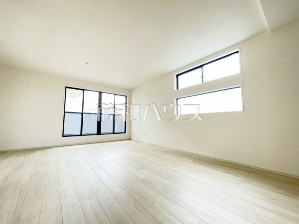 1号棟　リビング　【福岡市西区小戸３丁目】