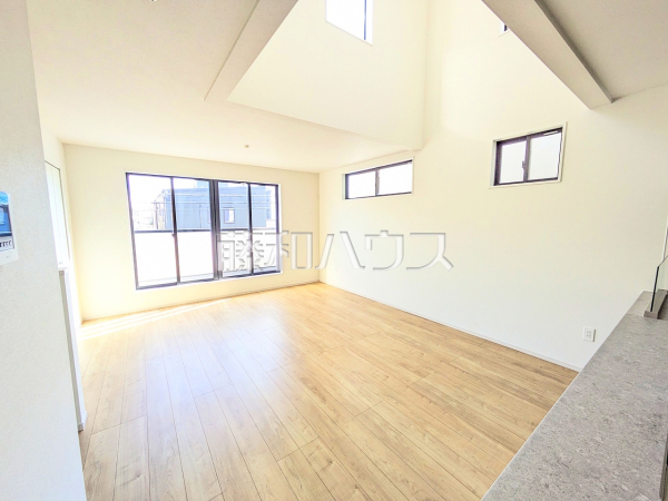 2号棟　リビング　【福岡市西区小戸３丁目】