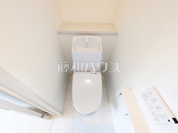 D号棟　トイレ　【福岡市南区五十川２丁目】