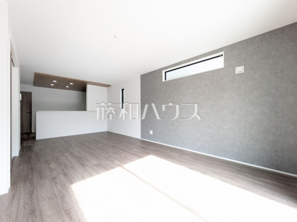 1号棟　リビング　【昭島市宮沢町３丁目】