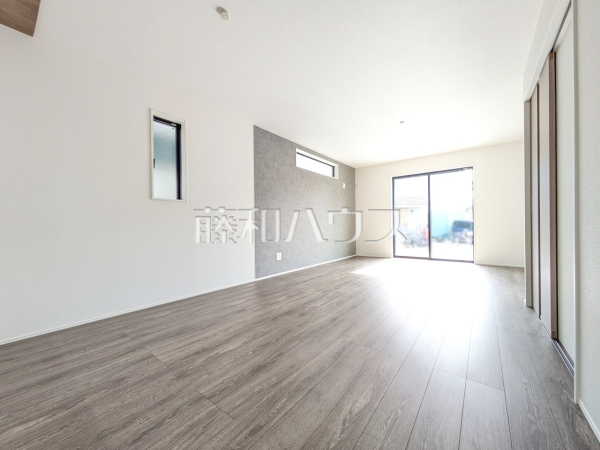 1号棟　リビング　【昭島市宮沢町３丁目】