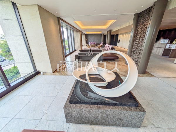 エントランスラウンジ【ブリリアタワー聖蹟桜ヶ丘ブルーミングレジデンス】