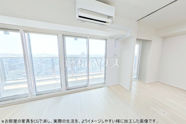 ≪リビング≫採光溢れるリビングで、家族団らんのひと時をお過ごし下さい。　　【ブリリアタワー聖蹟桜ヶ丘ブルーミングレジデンス】
