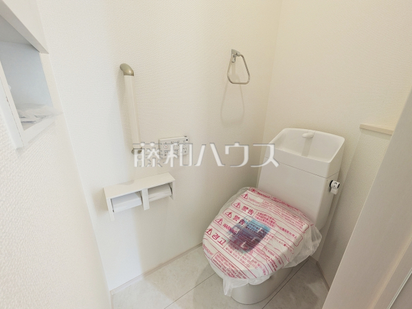 2号棟 2階トイレ 【北名古屋市熊之庄新宮】 2号棟 2階トイレ 【北名古屋市熊之庄新宮】