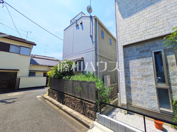  見学はしたいけど、なかなか時間が取れない・・・そんな方に出勤前や仕事終わりにマイホームを見学できるサポートをいたします。 　【杉並区松庵１丁目】