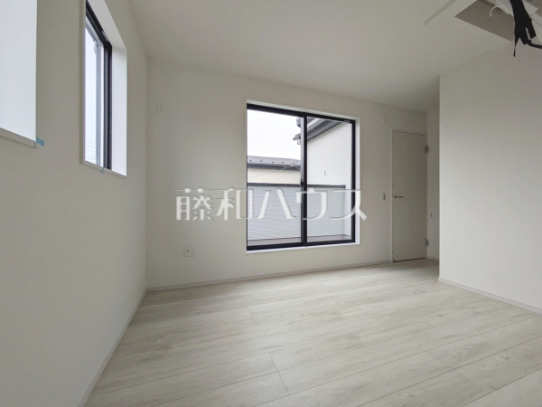 1号棟　居室　【三鷹市大沢５丁目】