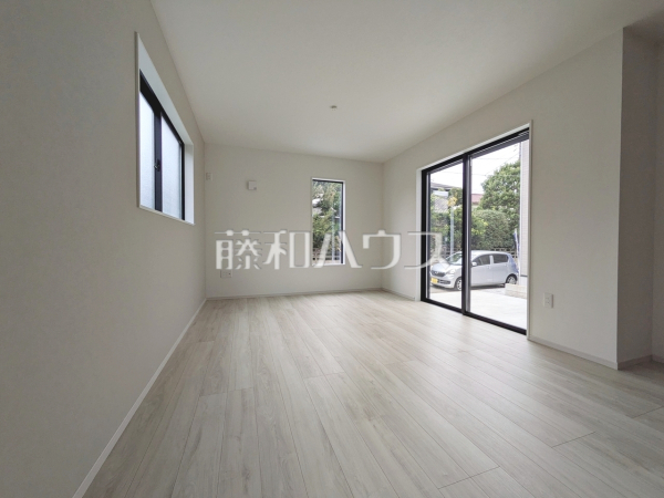 1号棟　リビング　【三鷹市大沢５丁目】