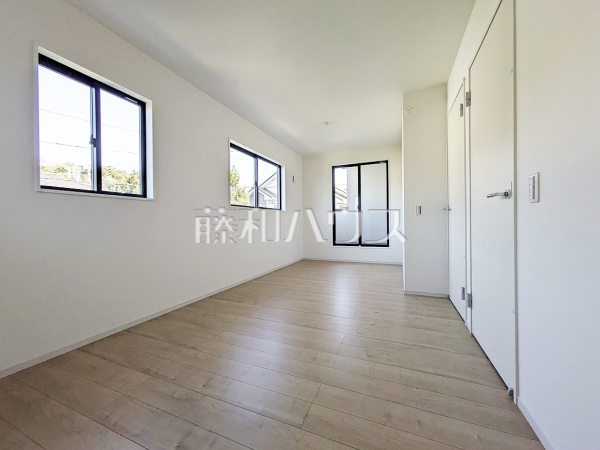 2号棟　居室　【三鷹市大沢５丁目】