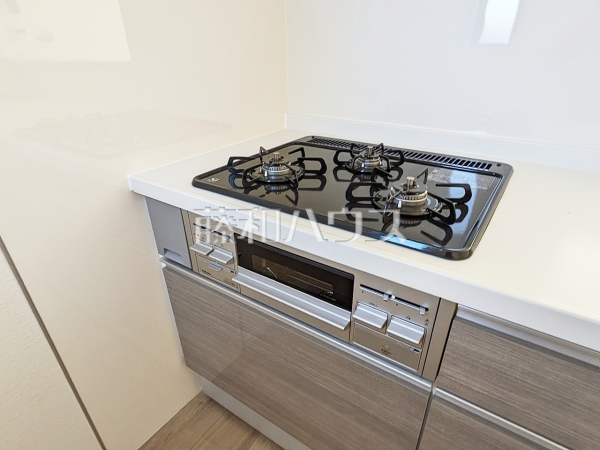 2号棟　3口ガスコンロ　【三鷹市大沢５丁目】