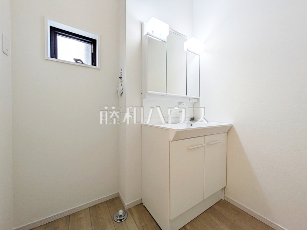 2号棟　洗面室　【三鷹市大沢５丁目】