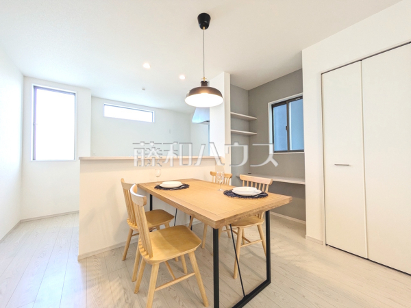 2号棟　リビング　【福岡市東区三苫４丁目】