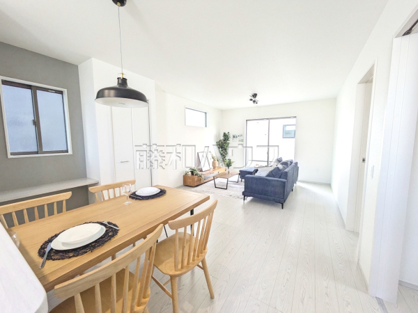 2号棟　リビング　【福岡市東区三苫４丁目】