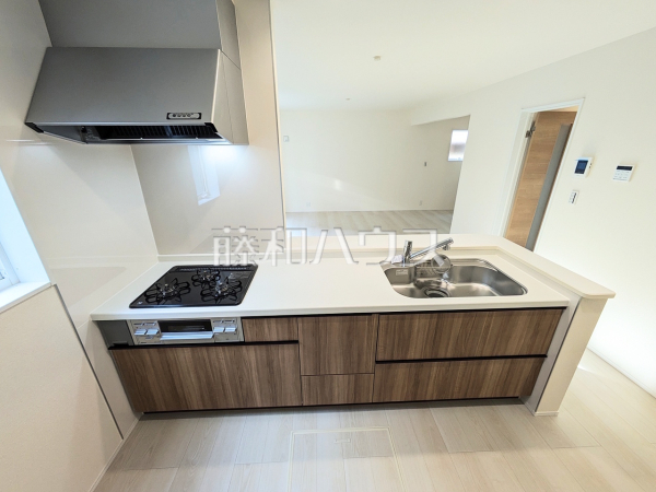 1号棟　キッチン　【西春日井郡豊山町大字豊場字新田町】