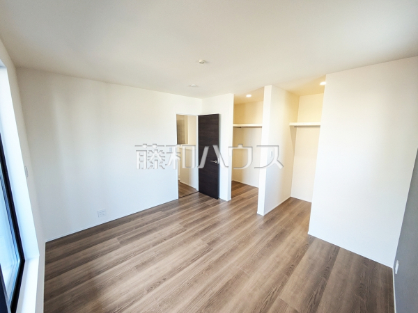 2号棟　居室　【西春日井郡豊山町大字豊場字新田町】