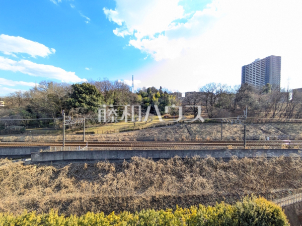 住戸からの眺望写真 【ドミナス多摩・南大沢】 住戸からの眺望写真 【ドミナス多摩・南大沢】
