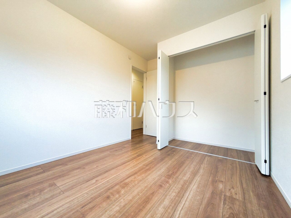 居室　【所沢市小手指元町３丁目】