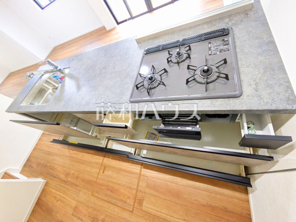 キッチン　【所沢市小手指元町３丁目】