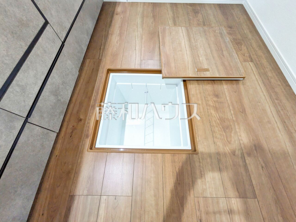 キッチン　【所沢市小手指元町３丁目】