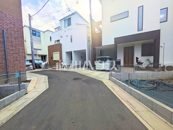 接道状況および現場風景　【志木市本町３丁目】