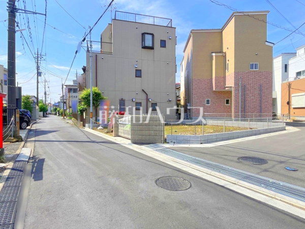 接道状況および現場風景　【志木市本町３丁目】お住まい探しは、家の良し悪しだけでなく周辺環境も重要なポイントです。ぜひ一度お客様の目でご覧ください。
