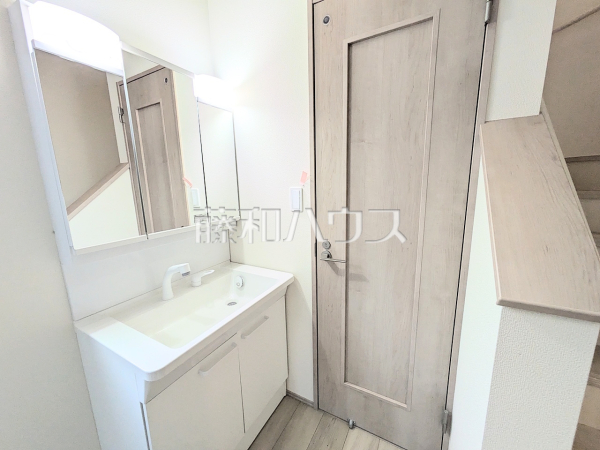 2-3号棟　洗面室　【志木市本町３丁目】