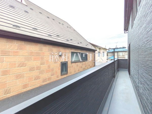 バルコニー　【西東京市芝久保町１丁目】