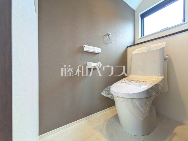 トイレ　【西東京市芝久保町１丁目】