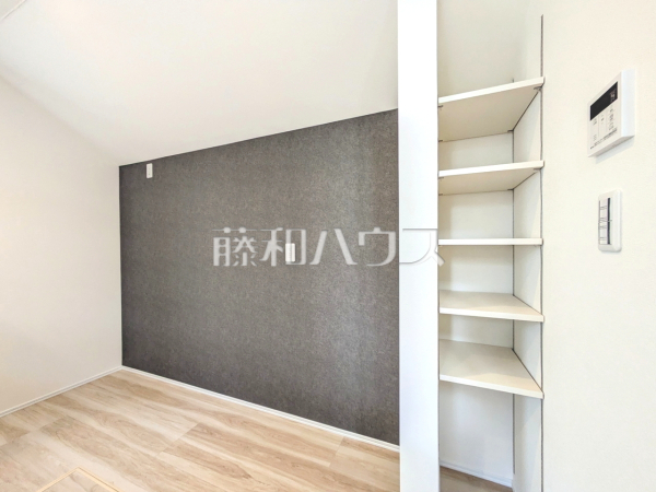 キッチン収納　【西東京市芝久保町１丁目】