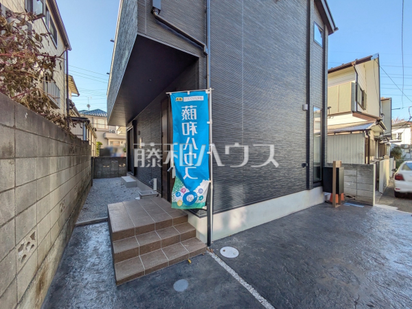 玄関　【西東京市芝久保町１丁目】